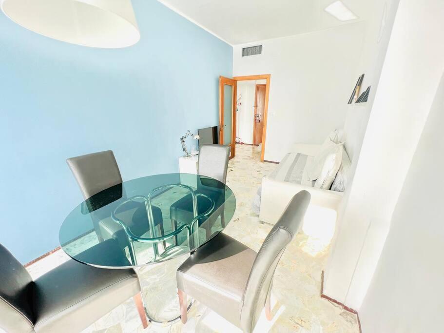 Suite Sunset 18 - Fronte Mare Санремо Экстерьер фото