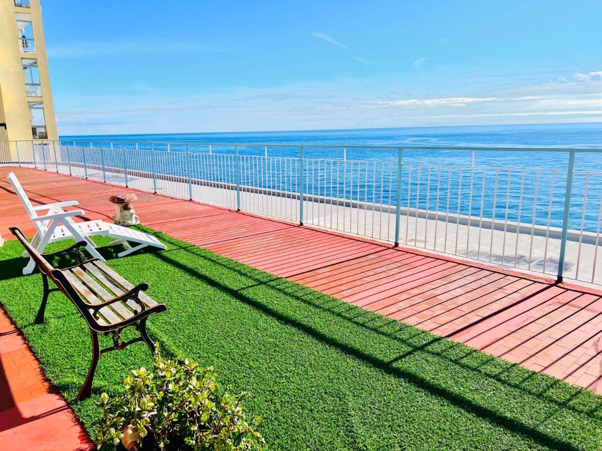 Suite Sunset 18 - Fronte Mare Санремо Экстерьер фото